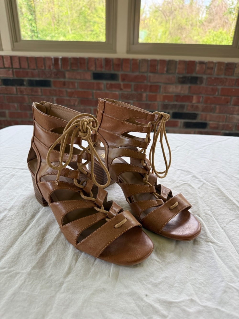 JANE AND THE SHOE Brown Lace-Up Strappy Block Heel Sandals